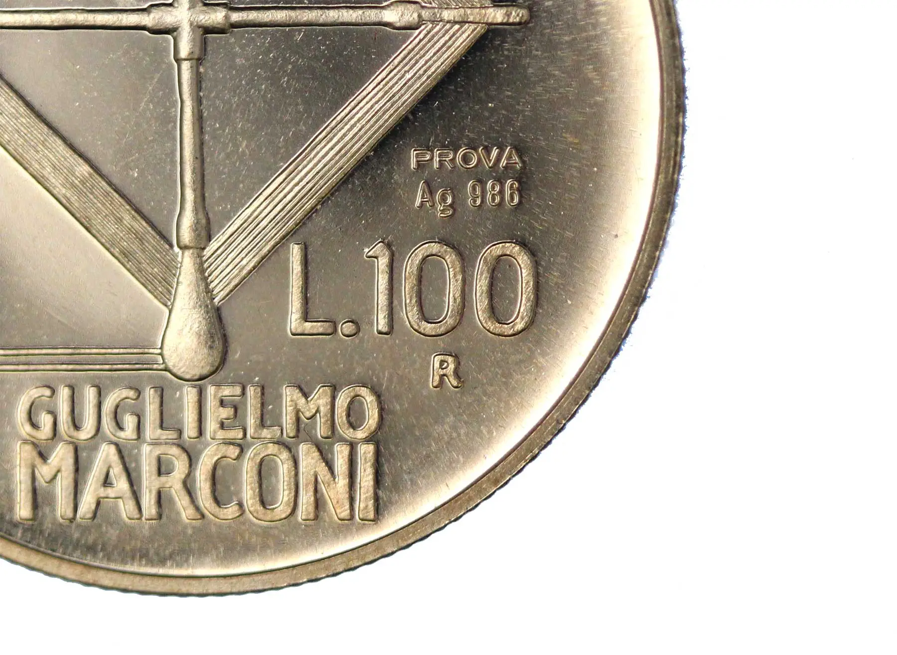Hai trovato una moneta da 100 lire in casa? Controlla subito se è questa versione rara Hai trovato una moneta da 100 lire in casa? Controlla subito se è questa versione rara