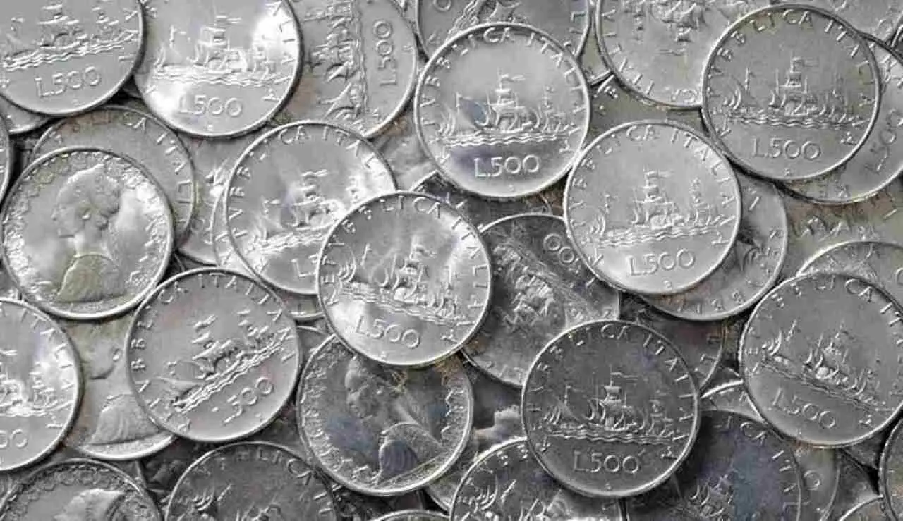 Lire rare coniate per errore: il dettaglio che moltiplica il loro valore Lire rare coniate per errore: il dettaglio che moltiplica il loro valore