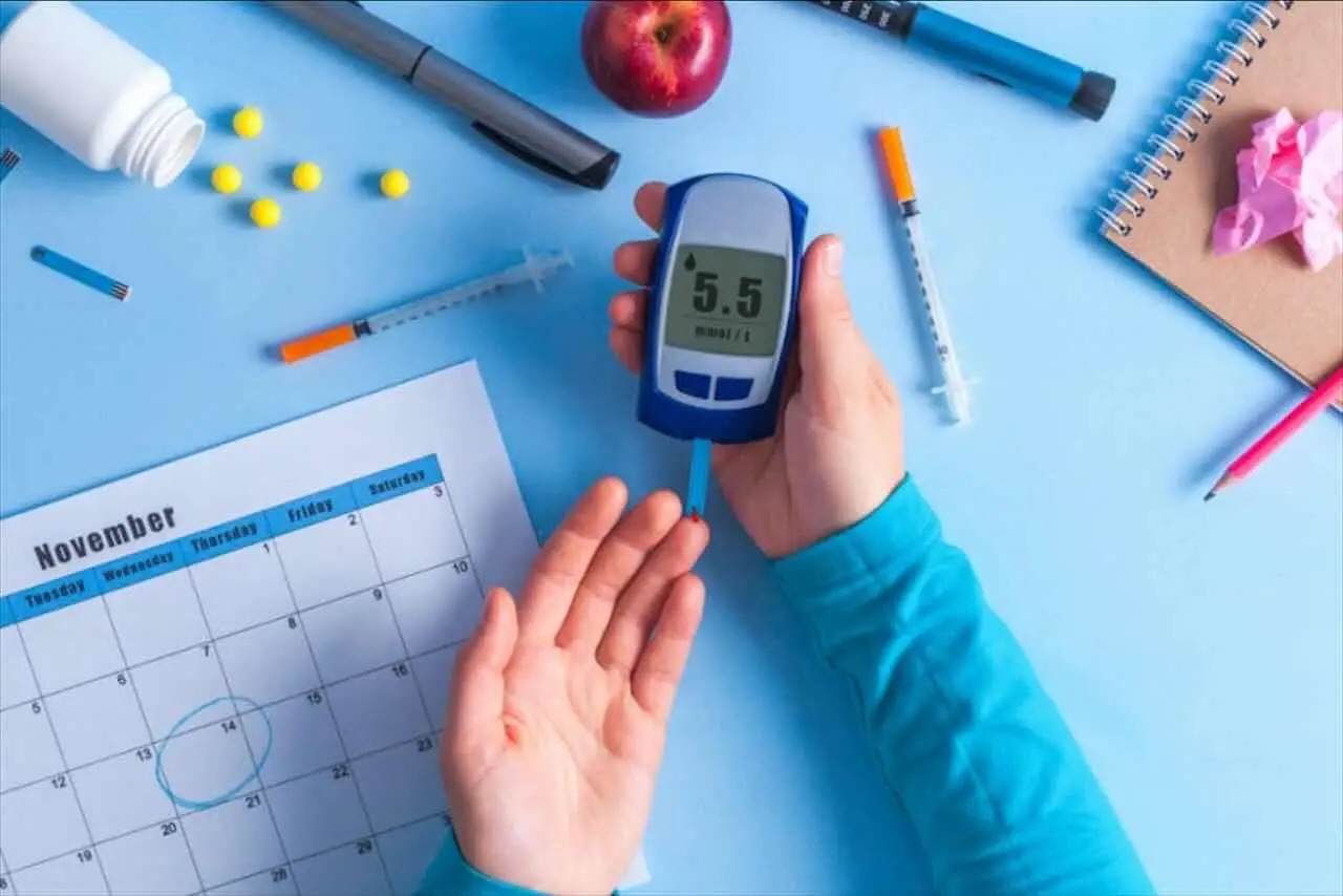 Come abbassare la glicemia senza farmaci: il metodo naturale consigliato dai nutrizionisti Come abbassare la glicemia senza farmaci: il metodo naturale consigliato dai nutrizionisti