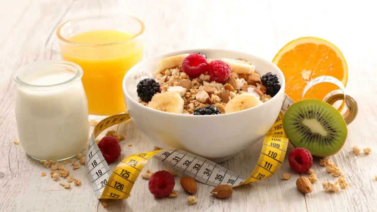 La combinazione alimentare serale che ti fa svegliare con la pancia piatta La combinazione alimentare serale che ti fa svegliare con la pancia piatta