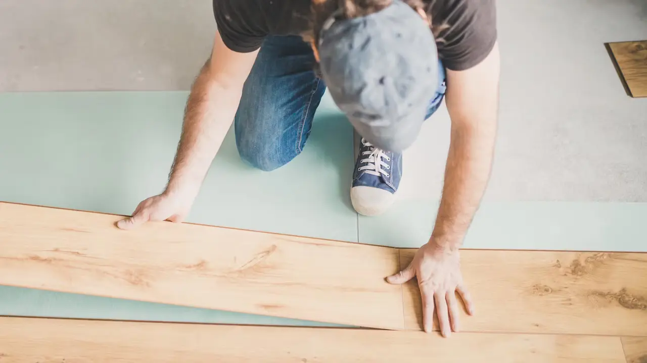 Pavimenti vinilici effetto legno: ecco pro e contro da sapere Pavimenti vinilici effetto legno: ecco pro e contro da sapere