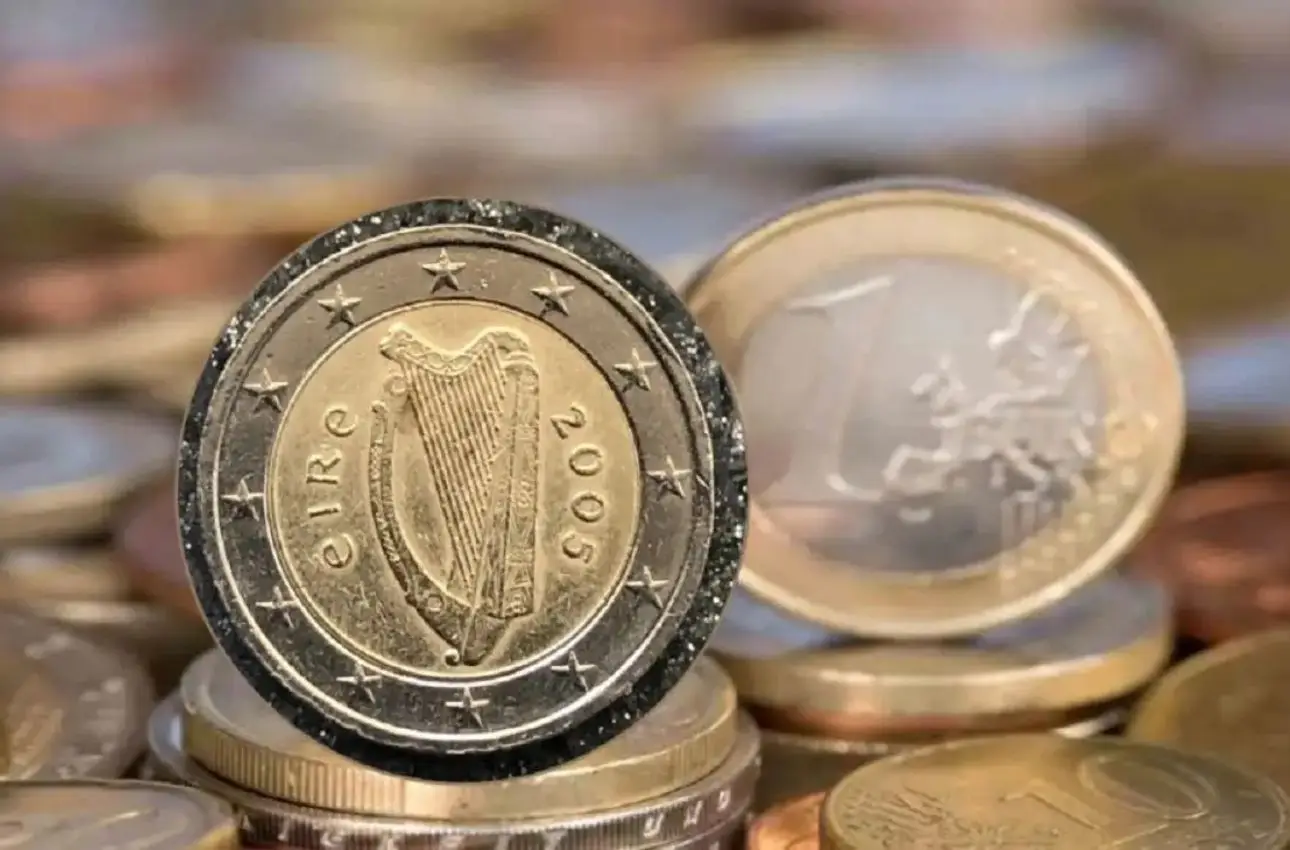 Attenzione alle monete da 2 euro del 2007: una variante rara vale fino a 1500 euro Attenzione alle monete da 2 euro del 2007: una variante rara vale fino a 1500 euro