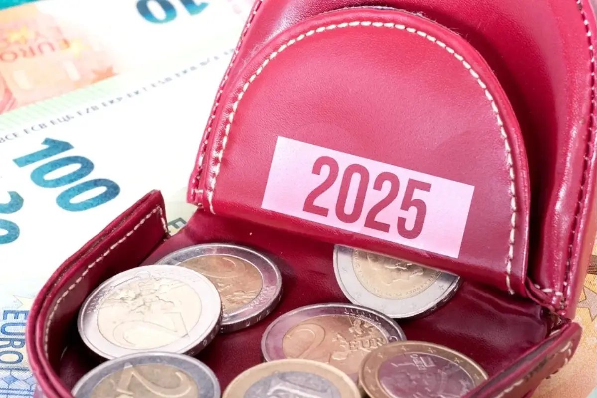 Attenzione al tetto del contante: ecco cosa cambia davvero nel 2025 Attenzione al tetto del contante: ecco cosa cambia davvero nel 2025