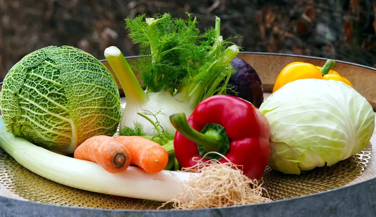Migliori verdure di stagione che aiutano a sgonfiare la pancia in modo naturale Migliori verdure di stagione che aiutano a sgonfiare la pancia in modo naturale