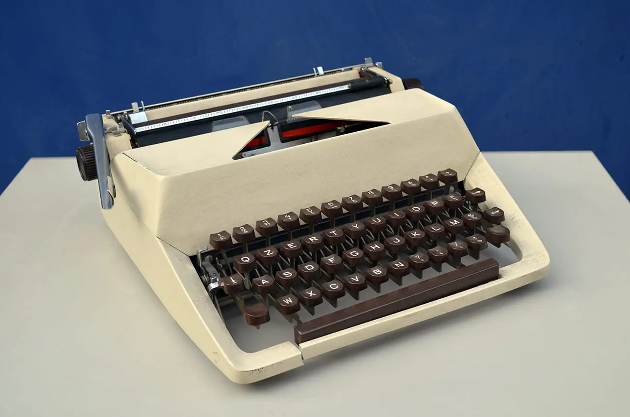 Macchine da scrivere vintage: scopri quanto valgono oggi i modelli anni Sessanta Macchine da scrivere vintage: scopri quanto valgono oggi i modelli anni Sessanta